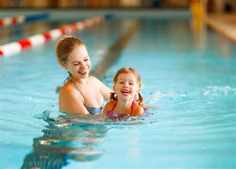 Indoor Pools Near Me in Kansas City (Fun Indoor Swimming)