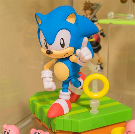 Classic 1991 Ultimate Sonic Figure : ActionFigures