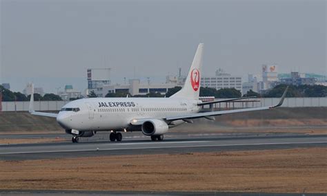 JAL737-800Osaka Itami Airport | PYONKO OMEYAMA | Flickr