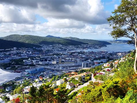 Hiking in Bergen: your guide to the 7 summits | Bergen365