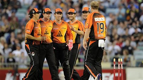 Perth Scorchers smashed by Hobart Hurricanes in T20 Big Bash League | Perth Now