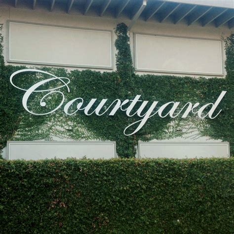 Courtyard Apartments | Stockton CA