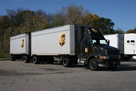 Ford Sterling UPS truck | Double trailer UPS truck | Flickr