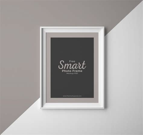 Free Smart Photo Frame Mockup PSD