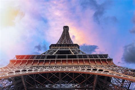 The Eiffel Tower in Paris Against the Backdrop of a Beautiful Sky ...