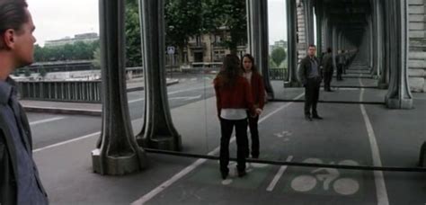 Can someone explain mirror scene with Ariadne in Inception? - Movies & TV Stack Exchange