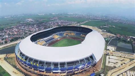 20 Stadion Terbaik dan Terbesar di Indonesia 2016 ~ Aldrin Rachman Pradana