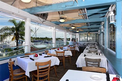 Waterfront Dining - Stuart, FL