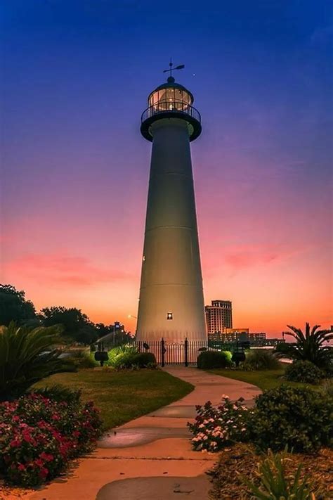 Lighthouse in Biloxi, Mississippi 😁 crazyBiloxi.com #crazyBiloxi #Biloxi ::: TheCrazyCities.com ...