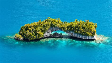 Top 8 Best Places To Visit In Pacific Islands | Travelholicq