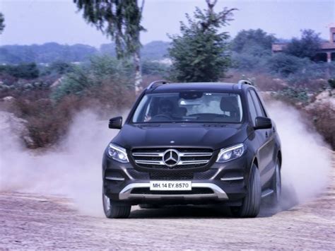 Mercedes-Benz GLE 350d review - ZigWheels