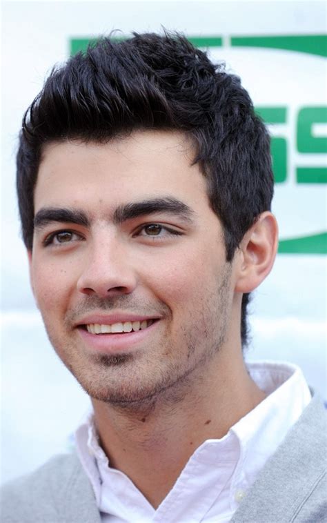 Disney Channel y Más...: Demi y los Jonas Brothers en Presetacion del Dia de los Niños Arthur Ashe