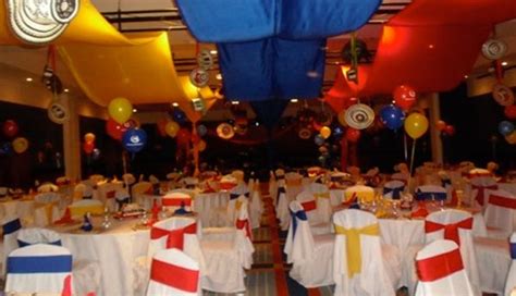 Decoración con bandera colombiana para fiesta temática colombiana. # ...