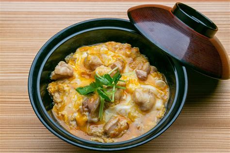 How to Make Oyakodon (Chicken and Egg Rice Bowl) at Home – Japanese Taste