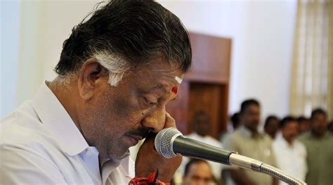 Chief Minister Panneerselvam swearing-in | The Indian Express