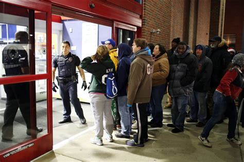 People Are Already Lining Up for Black Friday Sales — 10 Days Before