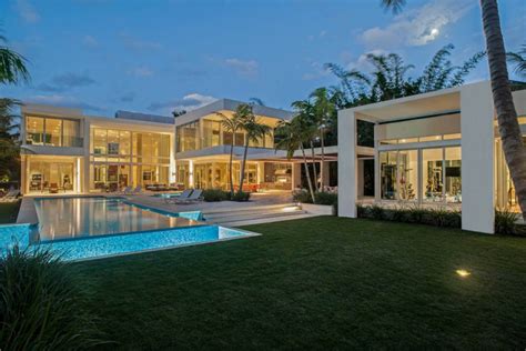 Estate of the Day: $32 Million Modern Mansion in Miami Beach, Florida ...