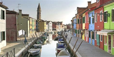 The Island of Burano - Images of Venice