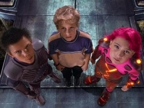 14 details you probably missed in 'The Adventures of Sharkboy and Lavagirl'