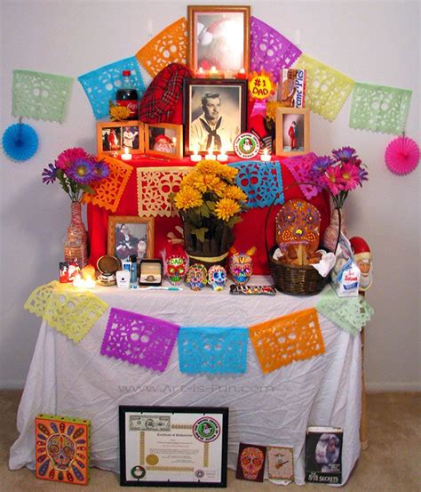 Dia de los Muertos Altar: How to Build an Altar for the Day of the Dead | Day of the dead diy ...