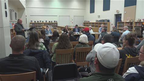 Lake school board member accuses fellow members of misconduct | wtol.com