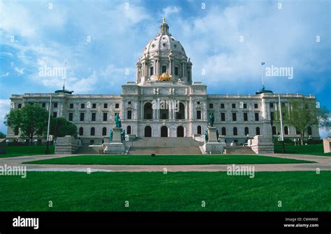 Minnesota state capitol dome hi-res stock photography and images - Alamy