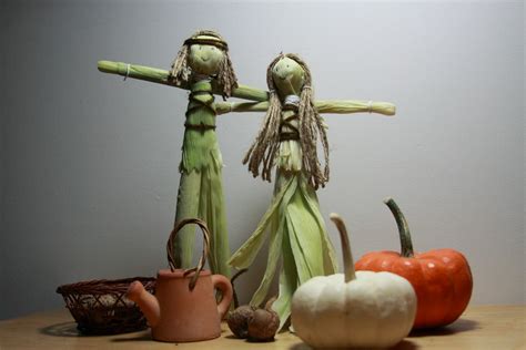 Art is life...life is art!: Corn Husk Dolls