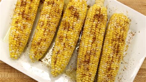 Recipe Grilled & Seasoned Corn On The Cob - YouTube