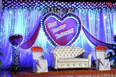 Aggregate 130+ crystal hindu wedding stage decoration best - vova.edu.vn