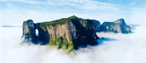 Get to Tianmen Mountain Park from Zhangjiajie Airport(DYG)