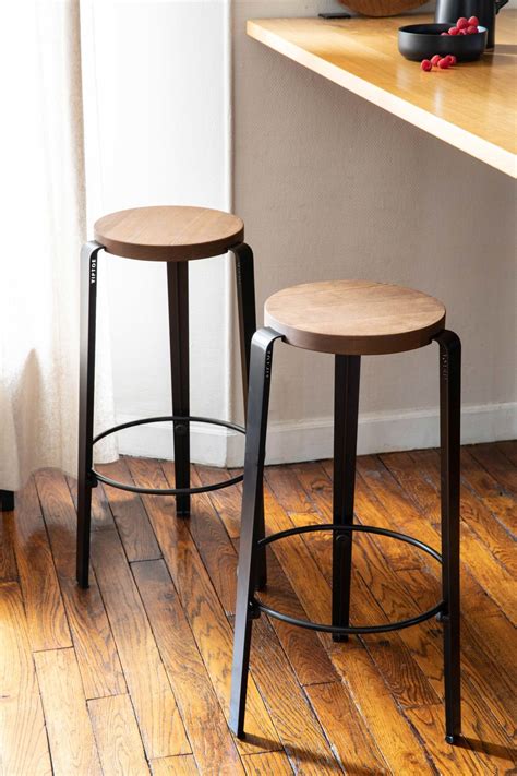 Tabouret de bar industriel : 28 idées déco pour la cuisine