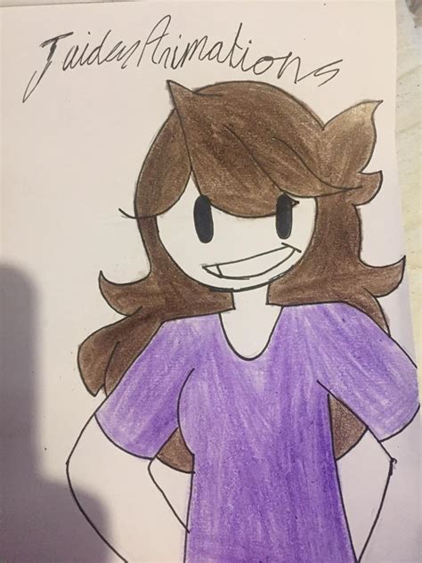 I drew Jaiden! This is my first drawing of her. : r/jaidenanimations