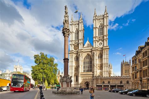 Westminster Abbey in London - One of the Most Iconic Churches in ...