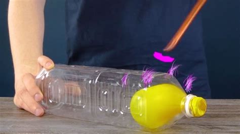 The secret of the “Balloon in the bottle” trick | MEL Chemistry