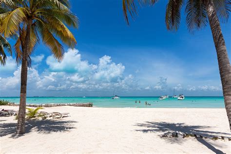 Playa Norte in Cancun - Relax and Play on One of Isla Mujeres’ Most ...