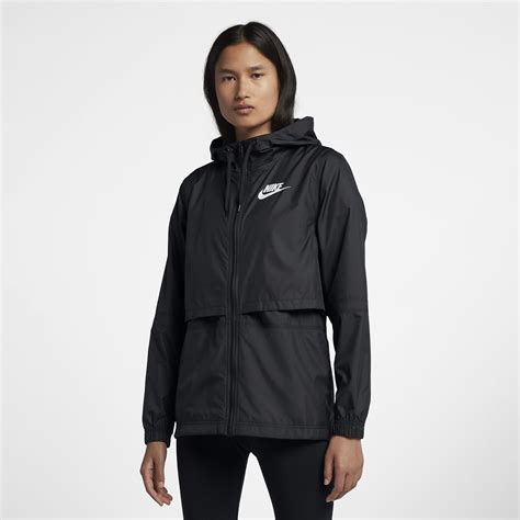 Nike Windbreaker Women | Bruin Blog