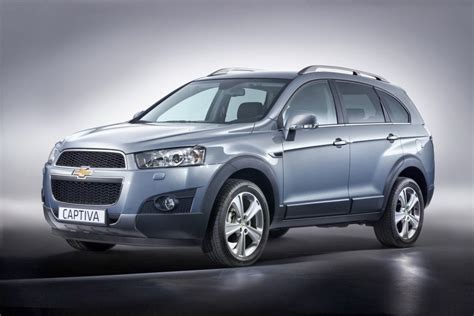 Chevrolet Captiva SUV Photos