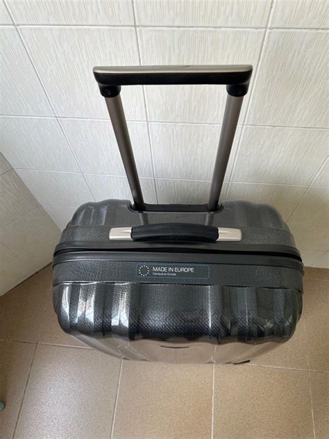 Samsonite Cosmolite Luggage Black Color , Hobbies & Toys, Travel ...