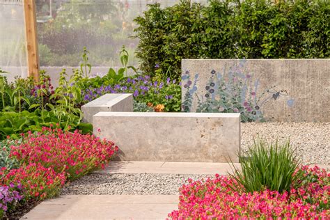 52 Retaining Wall Ideas That Will Elevate Your Landscaping ...