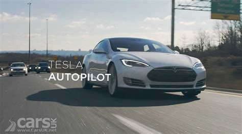 Tesla Autopilot FATAL crash under investigation in US | Cars UK