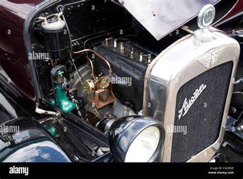 Austin engine hi-res stock photography and images - Alamy