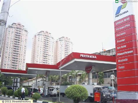 Jakarta Guide : Jakarta Images of Pertamina Gas Station