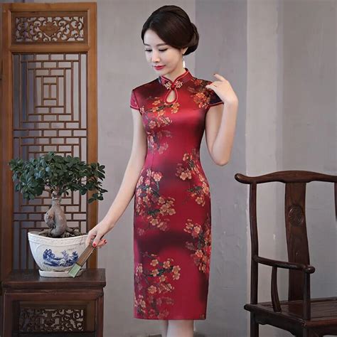 New Arrival Chinese Women's Knee Leng Cheongsam Fashion Short Style ...