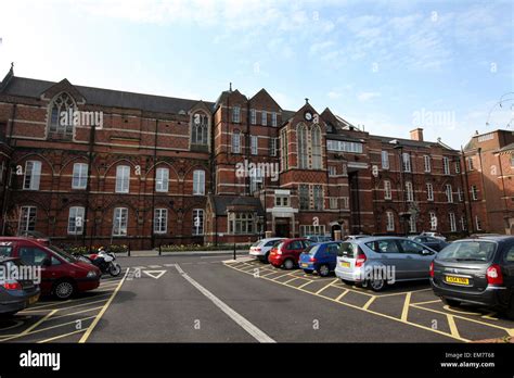 Royal Hampshire County Hospital Winchester High Resolution Stock Photography and Images - Alamy