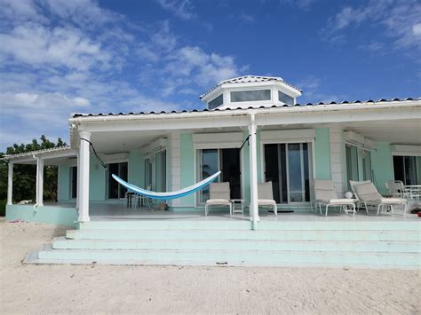 Bahamas Beach House - Casa de Bahamas - Check Availability Now