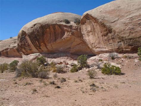 Navajo Sandstone Historical Marker