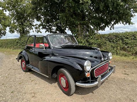 Morris Minor Convertible - BBV749B - Richard Lee Classic Cars