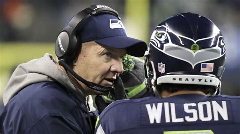 Seahawks fire offensive coordinator Darrell Bevell