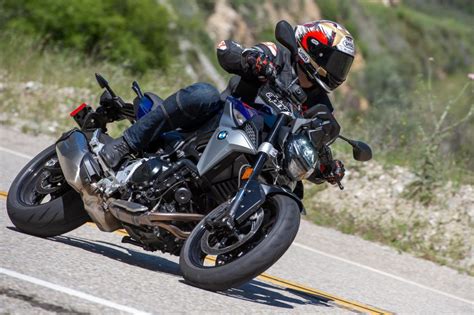 2020 BMW F 900 R vs. Yamaha MT-09 Comparison: Fun Under $9k