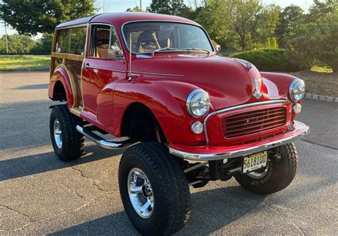 1960 Morris Minor Traveller Woodie 1 | Barn Finds